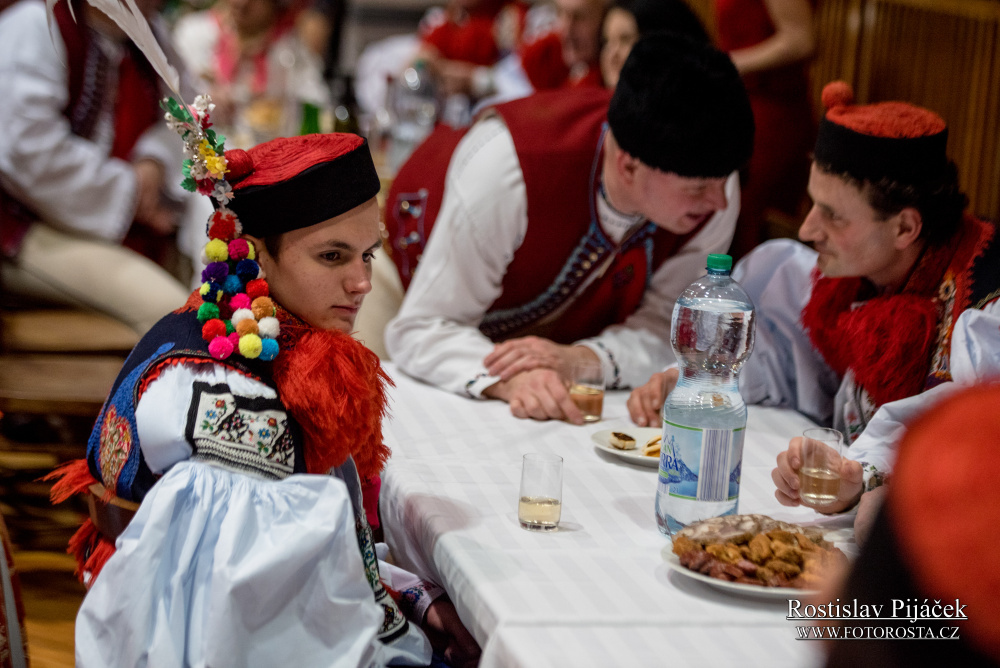 76img_0692_krojovy_ples
